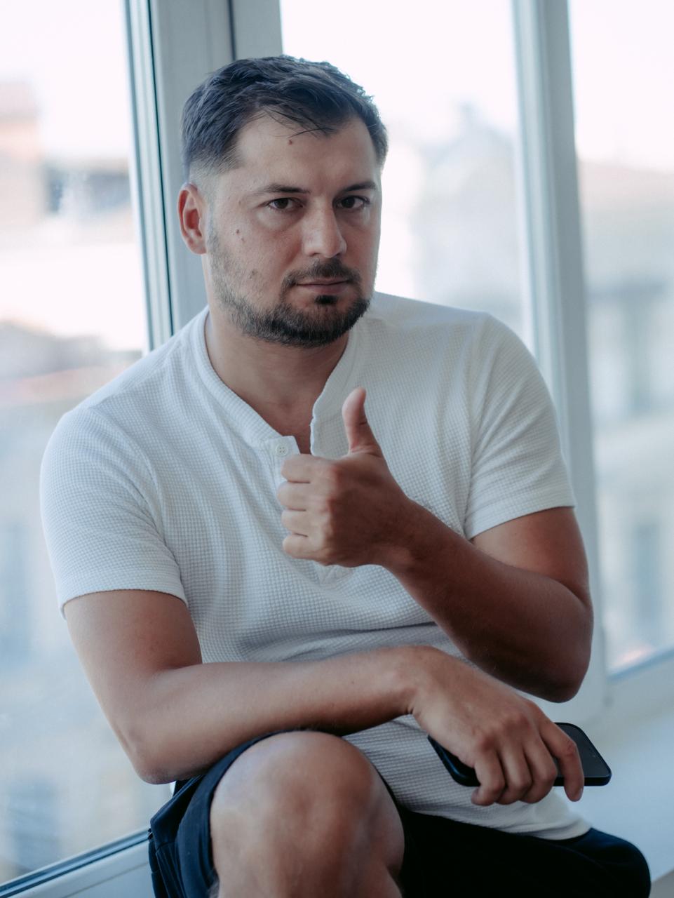 Контакты